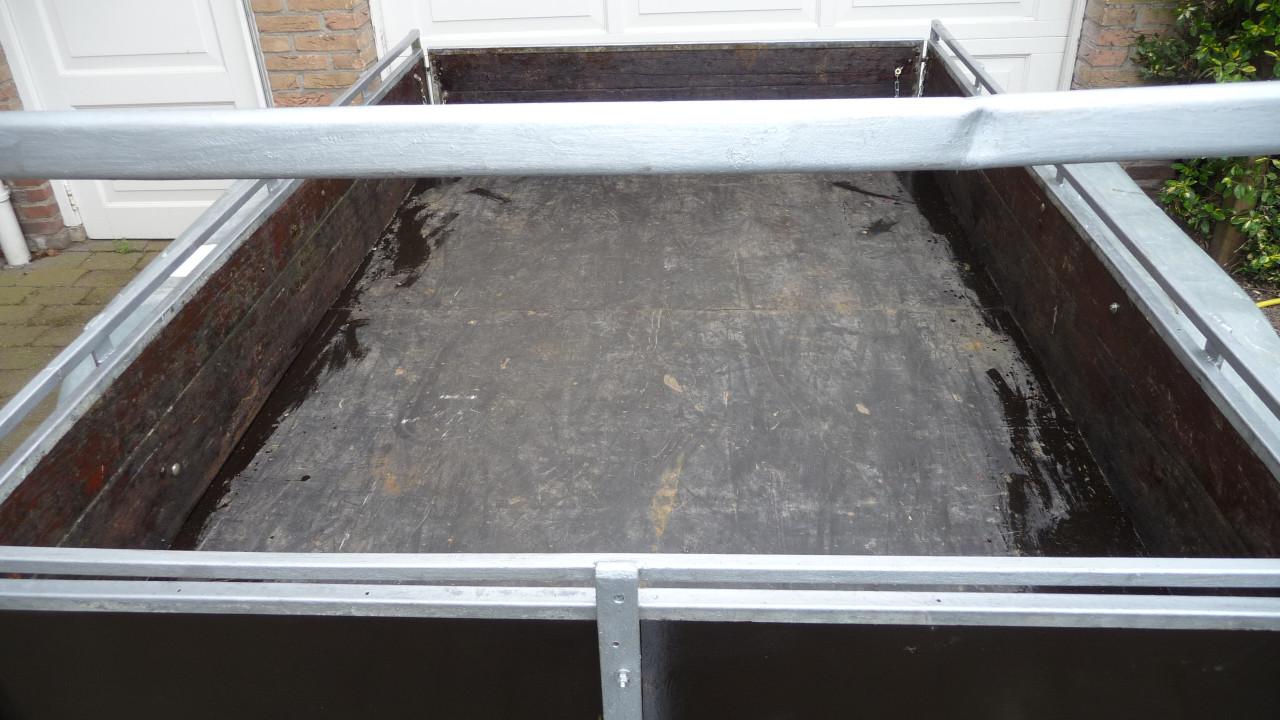 TE KOOP ONGEREMDE TANDEMASSER AANHANGER