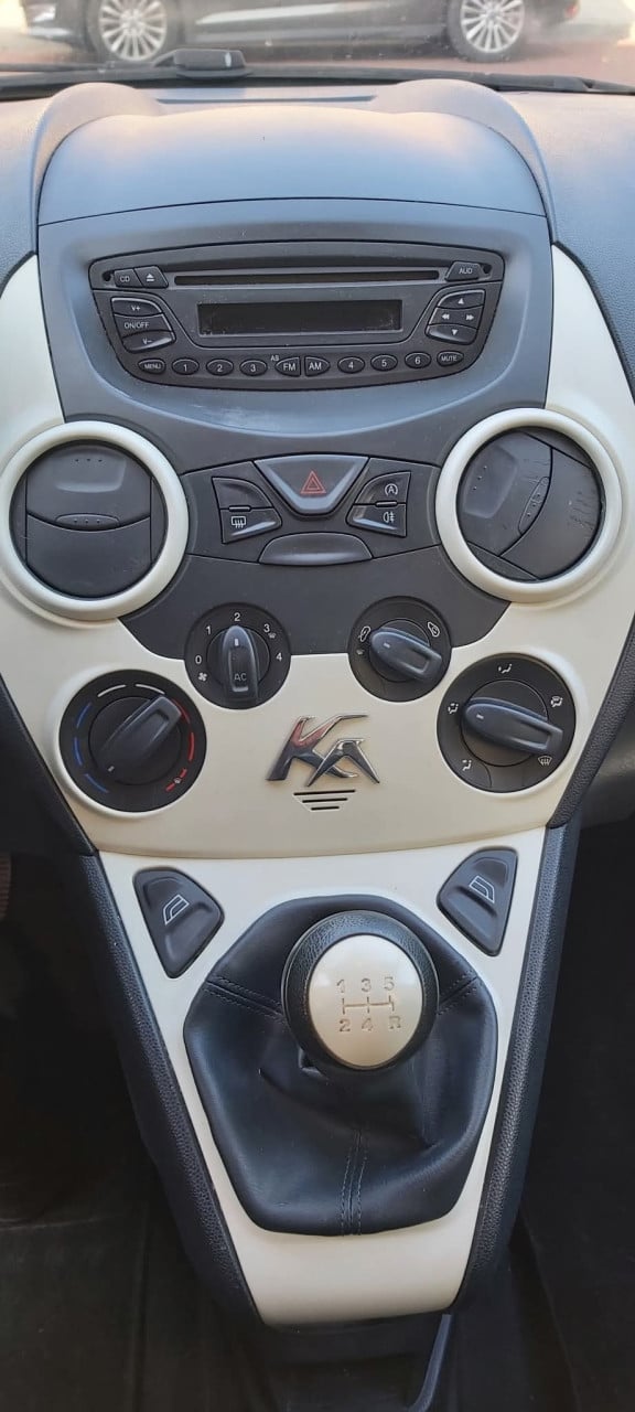 Tekoop zeer nette Ford KA 1.2 I Champignons Edition Bj 2013