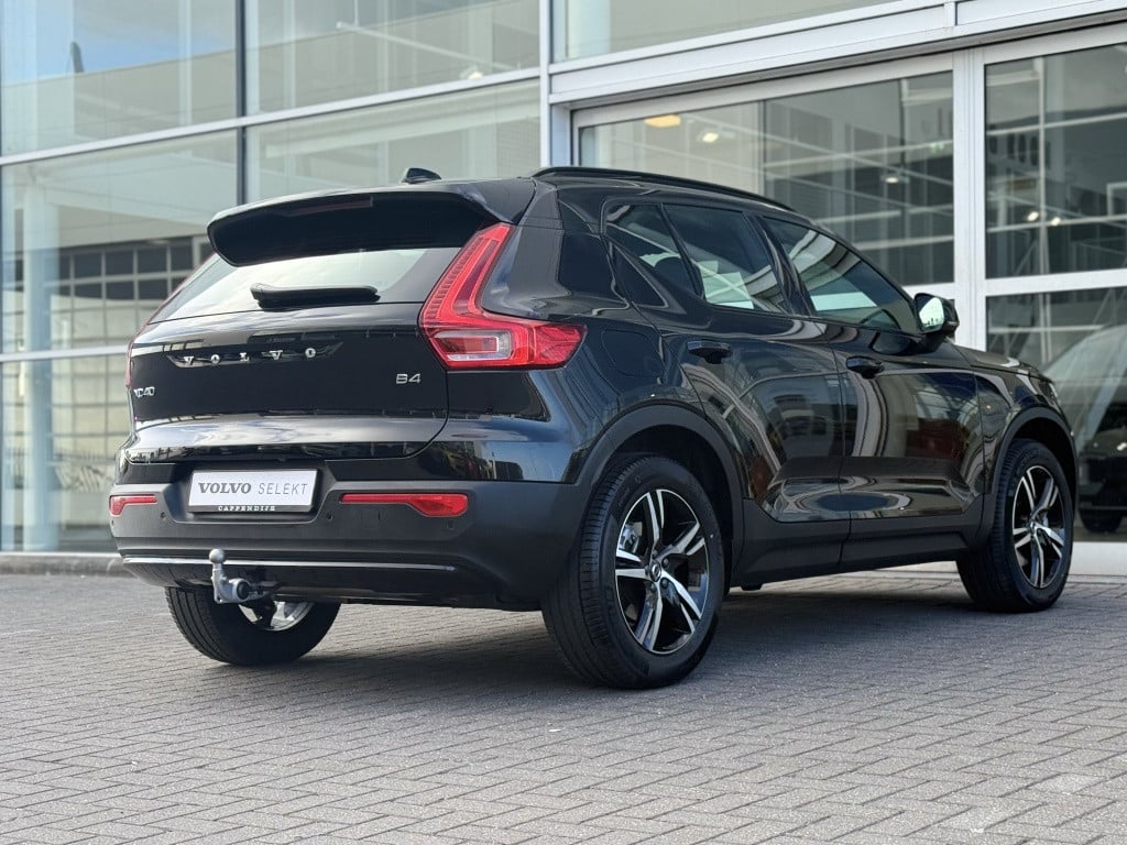 Volvo XC40 b4 197pk aut7| plus dark| adap.cruise| trekhaak| camera| elek.st