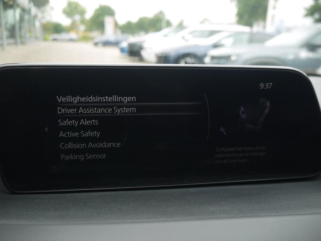 Mazda 3 2.0 e-skyactiv-g m hybrid 122 luxury|rijklaar|trekhaak