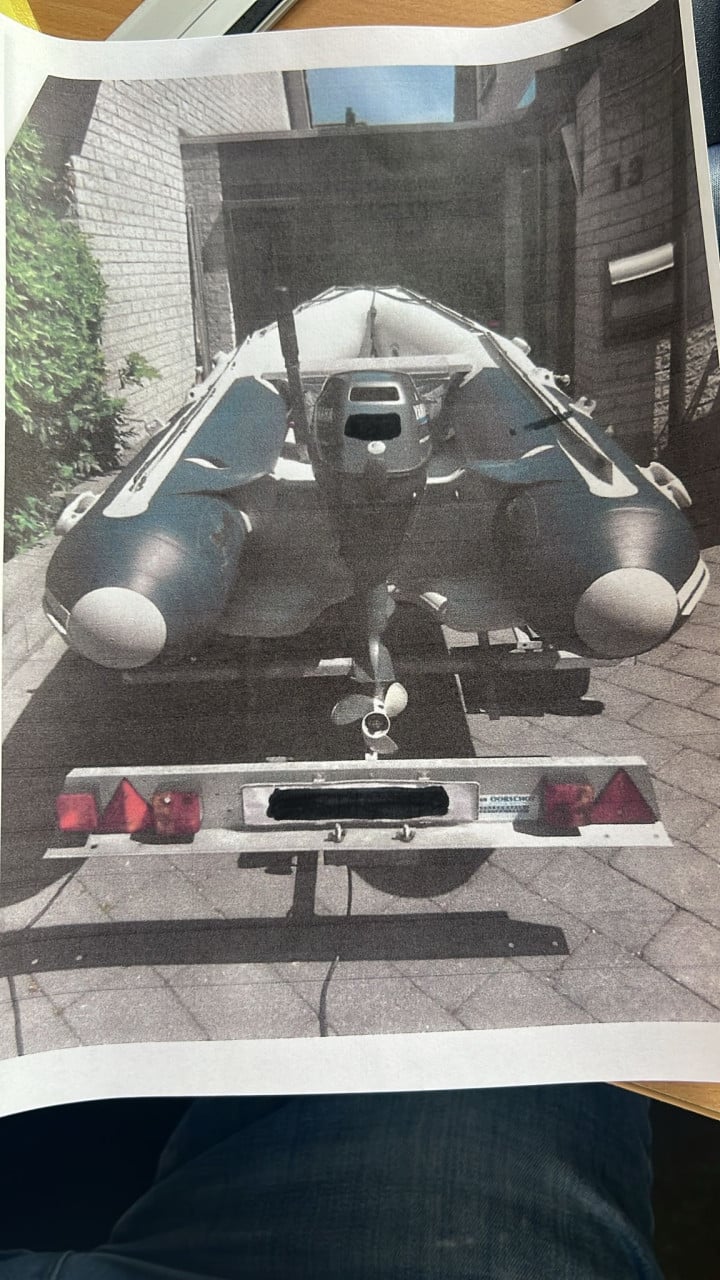 Rubber Boot Honwave 3.50 met yamaha 8pk en trailer met veel extra's