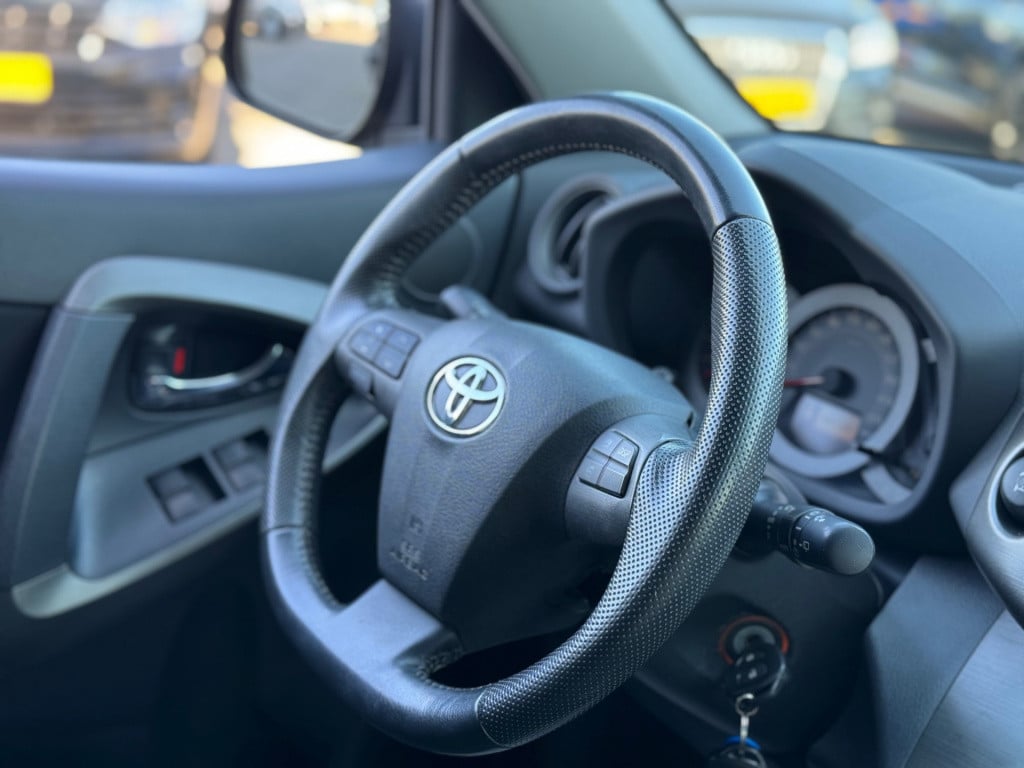 Toyota Rav4 2.0 vvti dynamic * navi * pdc * automaat