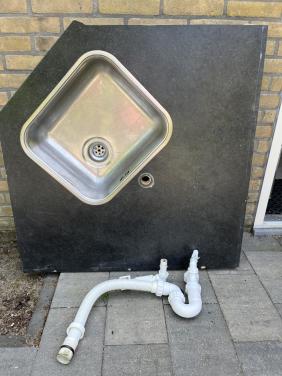 Spoelbak met afvoerset - Gratis