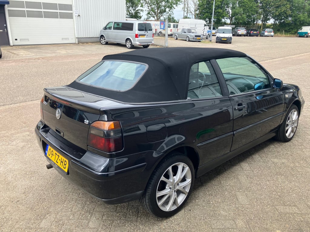 Volkswagen Golf 1.8 cabrio