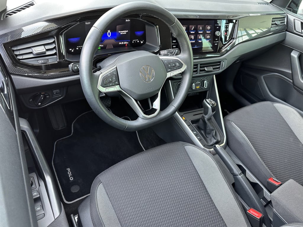 Volkswagen Polo 1.0 tsi dsg life | dode hoek | carplay | 17 inch velgen | r