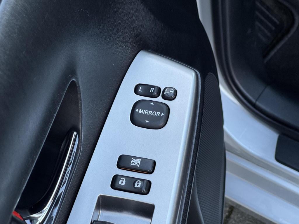 Toyota Prius + 1.8 dynamic 7-persoons, nl-auto!