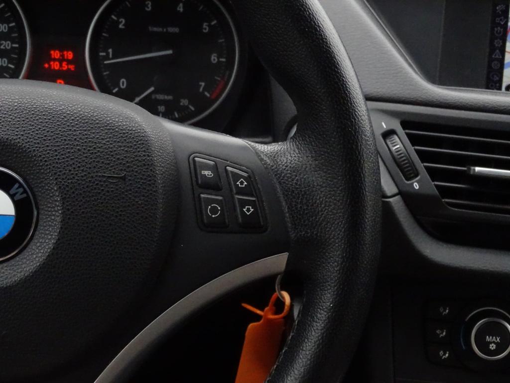 BMW X1 sdrive18i executive automaat | leder | bluetooth