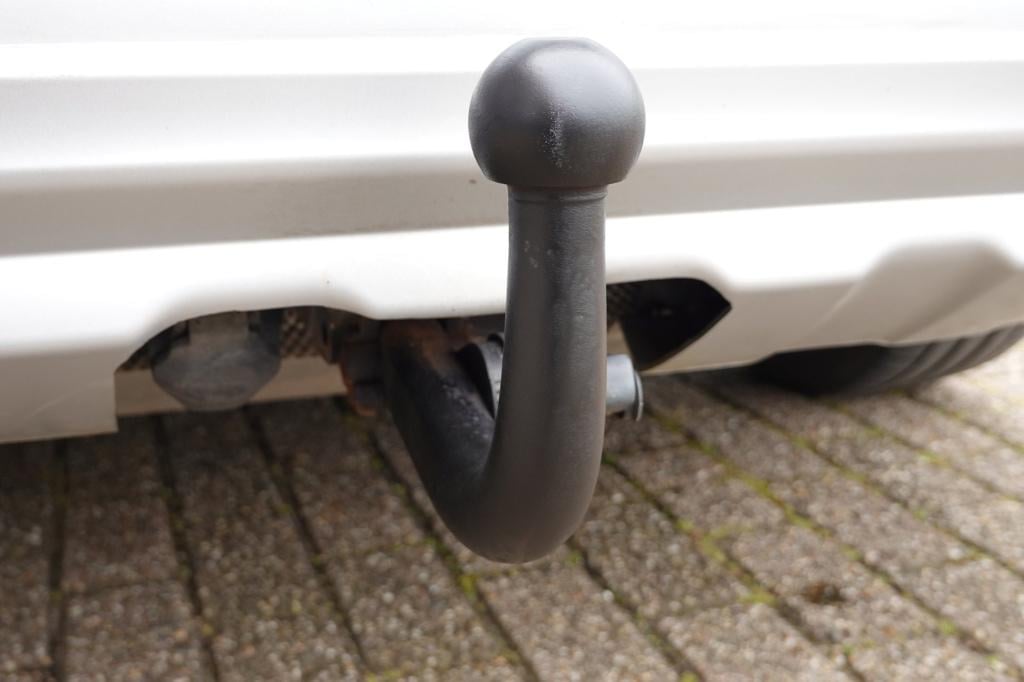 Volvo V60 1.6 t3 150-pk ocean race