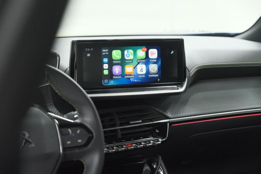 Peugeot 2008 puretech 130 gt | dodehoekdetectie | navigatie | apple carplay