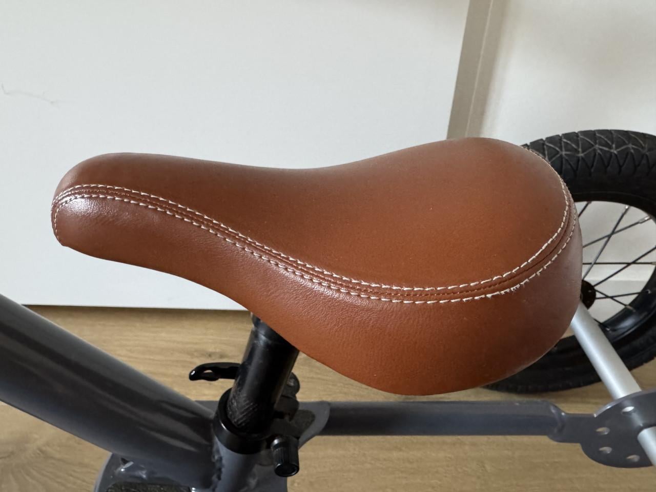 Als Nieuw: Trybike driewieler en loopfiets compleet