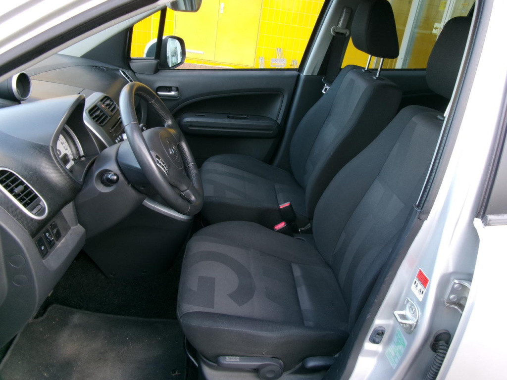 Opel Agila 1.2 automaat, airco, elec. ramen, hoge zit