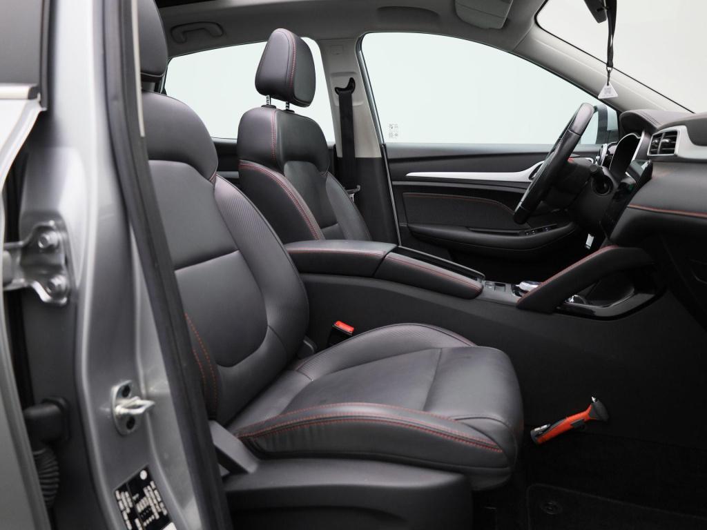 MG Zs Ev long range luxury 70 kwh 3-fase 11kw-lader | leder | panoramadak |