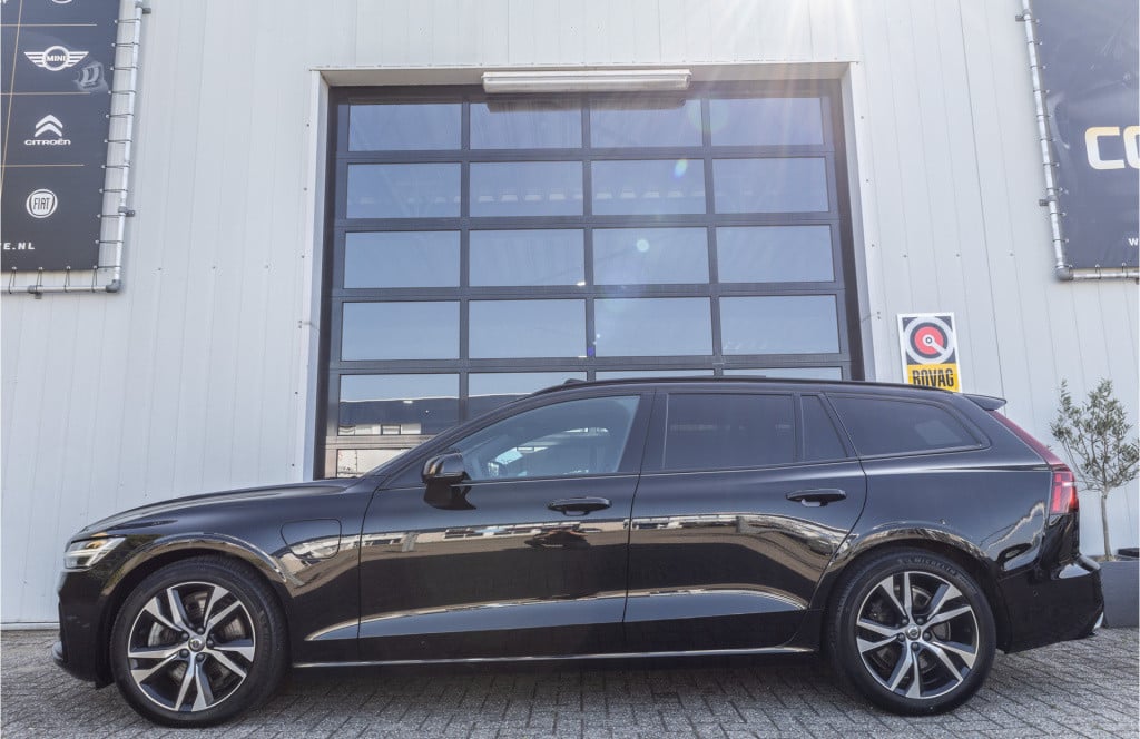 Volvo V60 2.0 t6 plug-in hybrid awd plus dark ✅h&kaudio✅pano✅fullled✅leder
