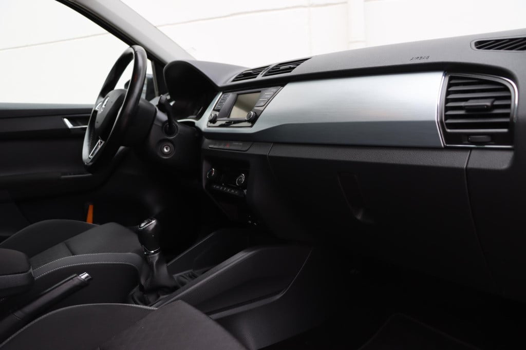 Skoda Fabia 1.2 tsi first edition ambition