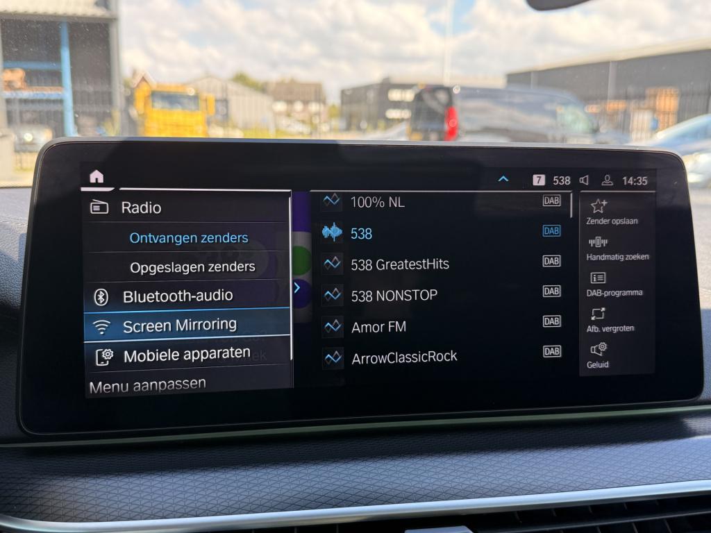BMW 5 Serie touring 530i high executive m-sport | pano | headup | laser