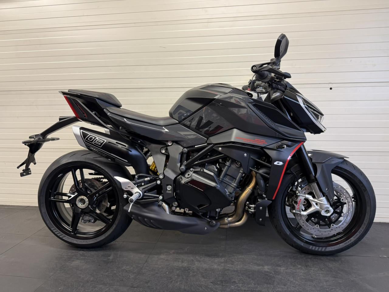 QJMotor SRK 921 | 127 pk | Naked | Op voorraad