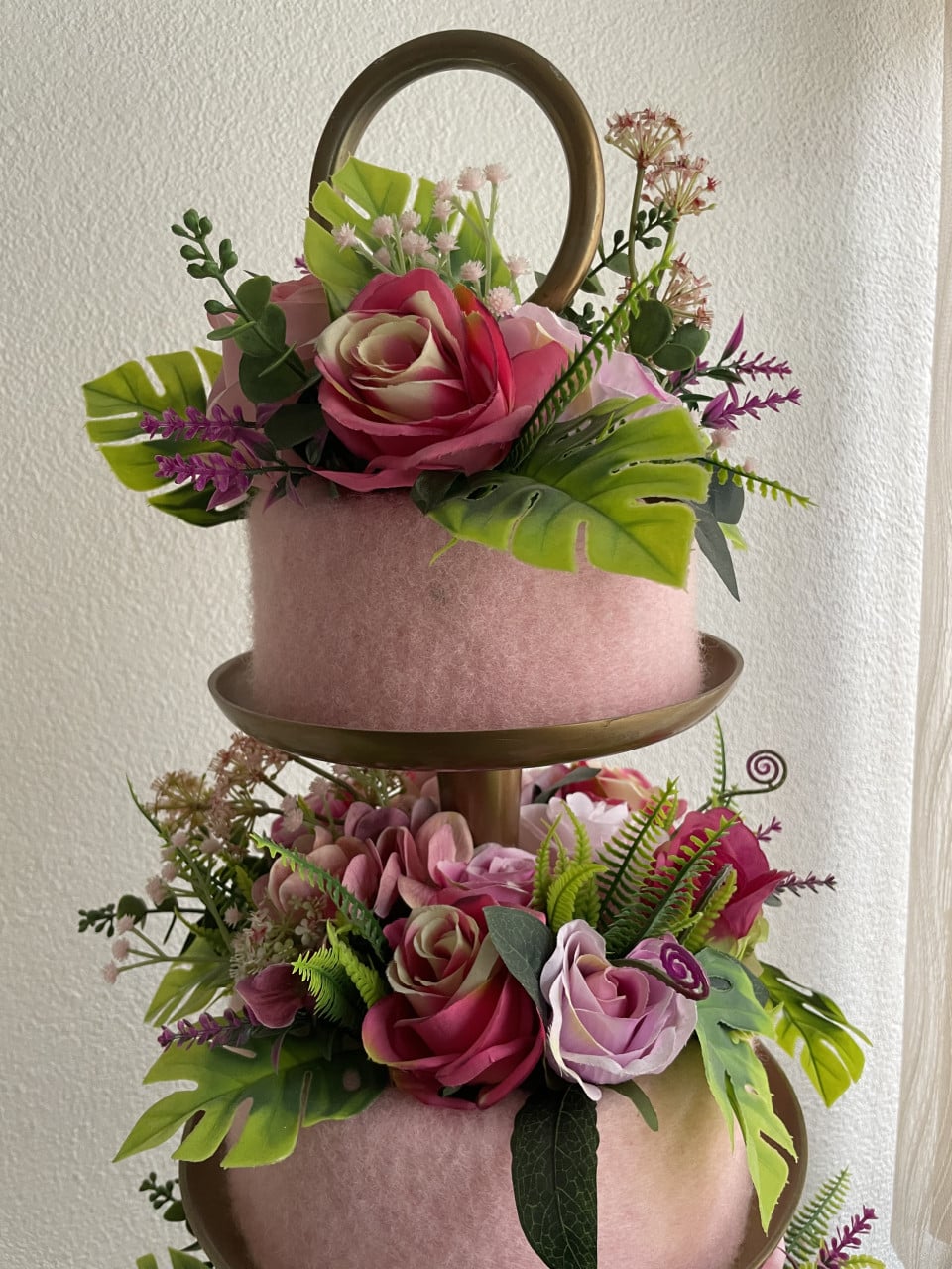 Prachtig Bloemstuk met Kunstbloemen - Roze tinten