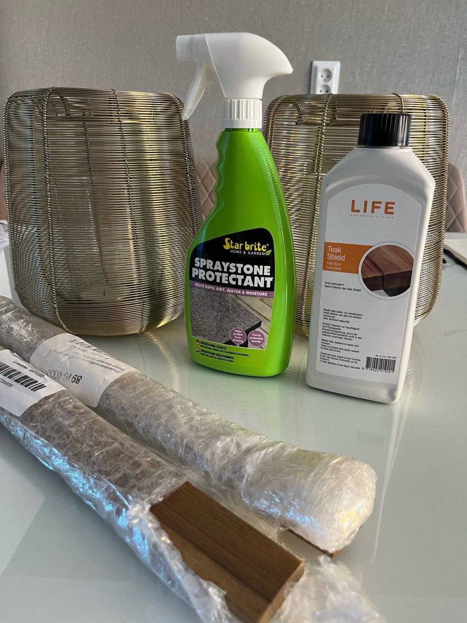 Barset: tafel met krukken