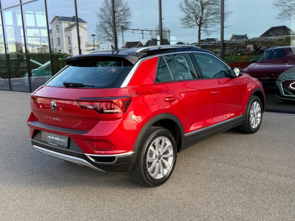 Volkswagen T-roc 1.5 tsi 150pk dsg style | navigatie | standkachel | camera