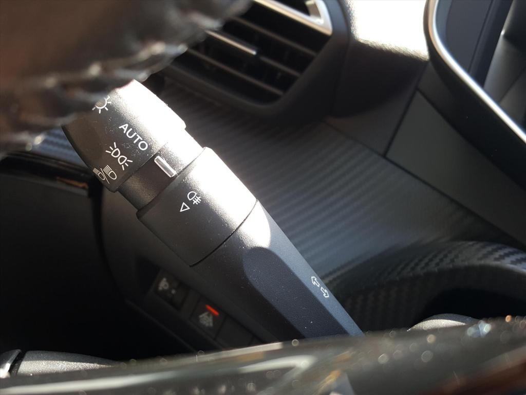 Peugeot 208 ev 50kwh 136pk allure pack 3d cockpit | apple carplay & android
