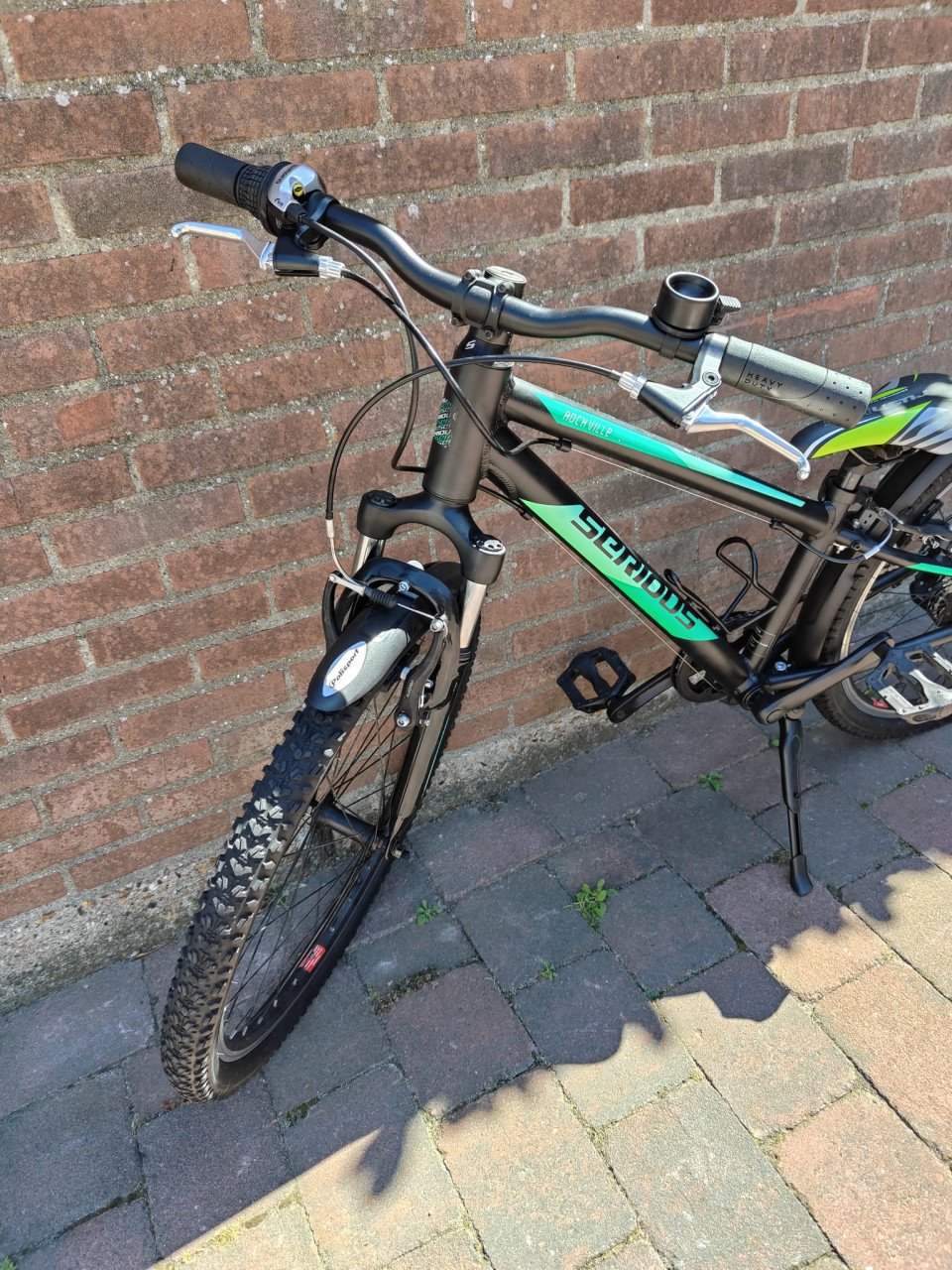 Serious rockville 24 inch mountainbike 7 versnellingen