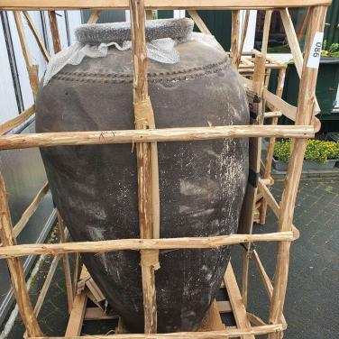 DECORATIE, VERLICHTING, KASTEN, TAFELS 3Z FACTORY ARNEMUIDEN HEEFT TE VEEL