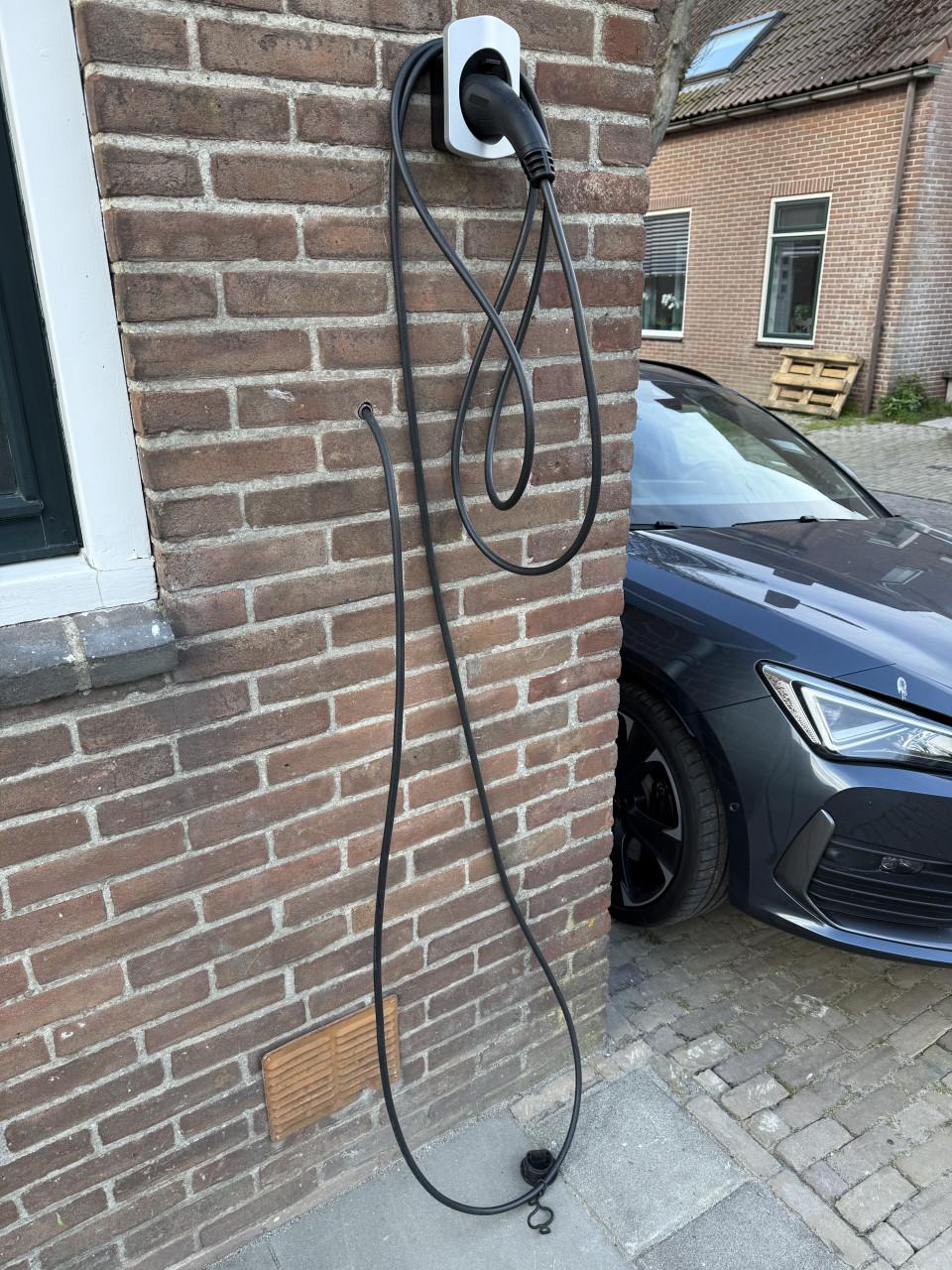 Peblar Home 11kW 3 fase laadpaal met 7,5m vaste kabel