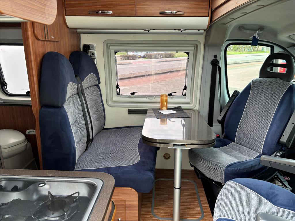 Adria Onbekend twin 2.3 d 600 sp buscamper| luifel| keuken|toilet