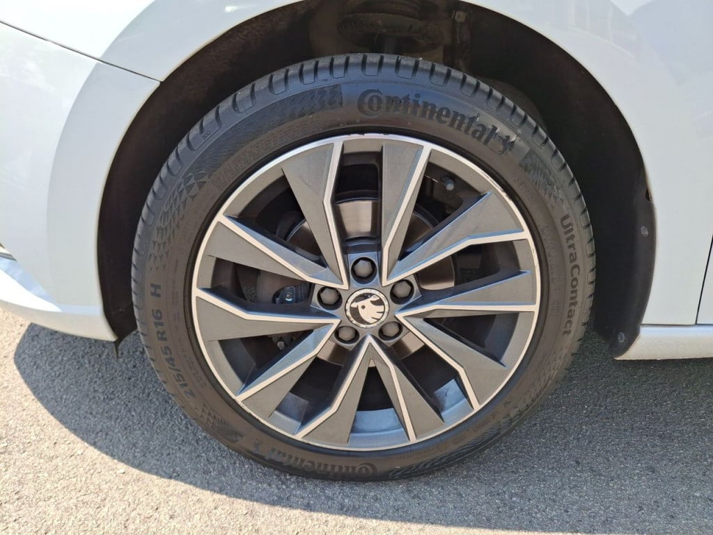 Skoda Fabia combi 1.2 tsi edition | led | lm | navi