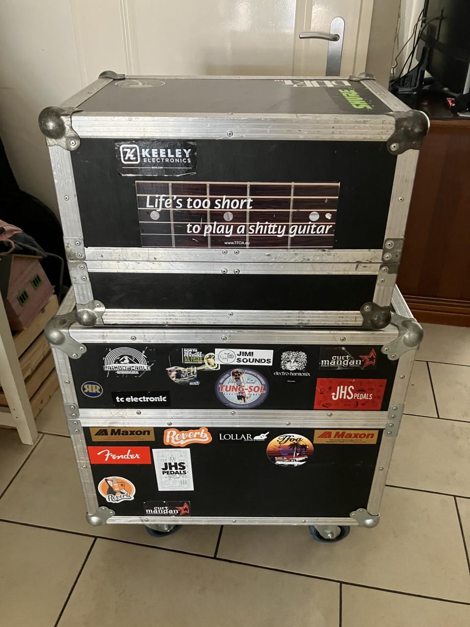 Hook Little Lenny + flightcases