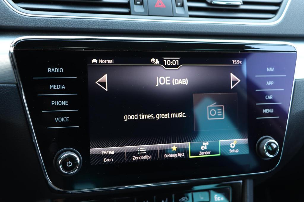 Skoda Superb combi 1.4 tsi iv business edition plus dsg6 218pk