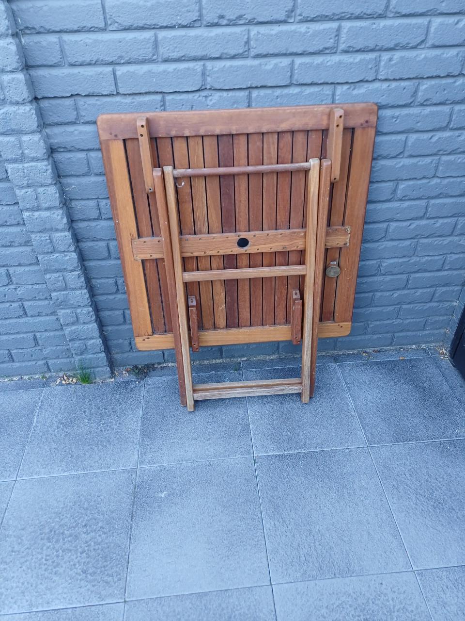 Hardhouten tuin tafel inklapbaar