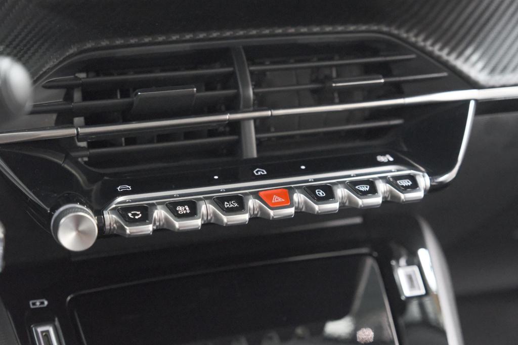 Peugeot 208 1.2 hybrid 110 e-dcs6 allure | apple carplay | parkeersensoren 