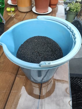 GRATIS af te halen - zwart aquariumgrind 1-3 mm
