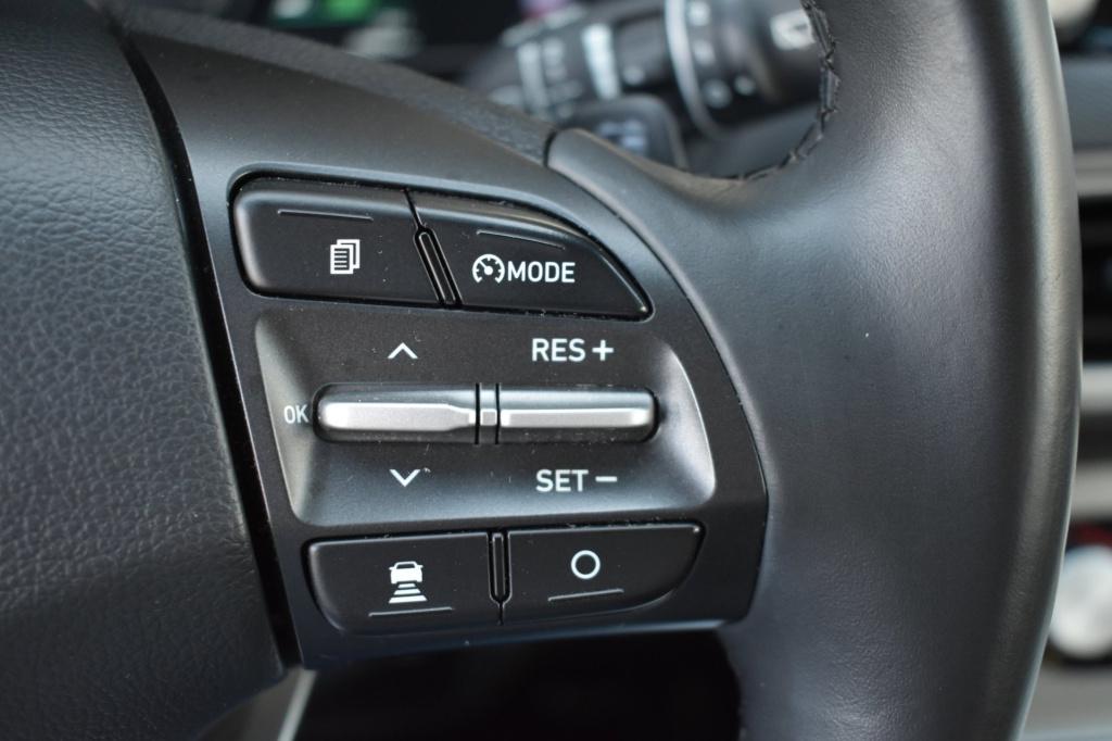 Hyundai Kona ev comfort 64 kwh soh 99% | nap | camera | apple carplay | and