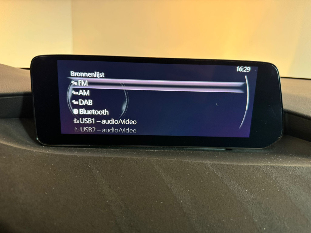 Mazda 3 2.0 e-skyactiv-g m hybrid 122 homura