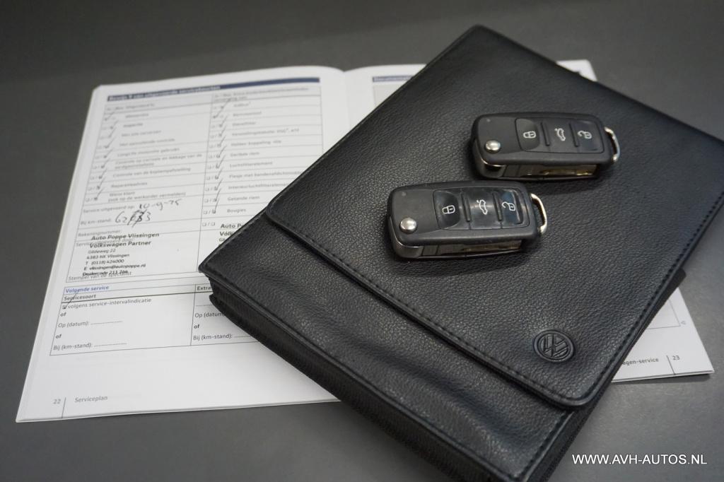 Volkswagen UP! 1.0 bmt move up!