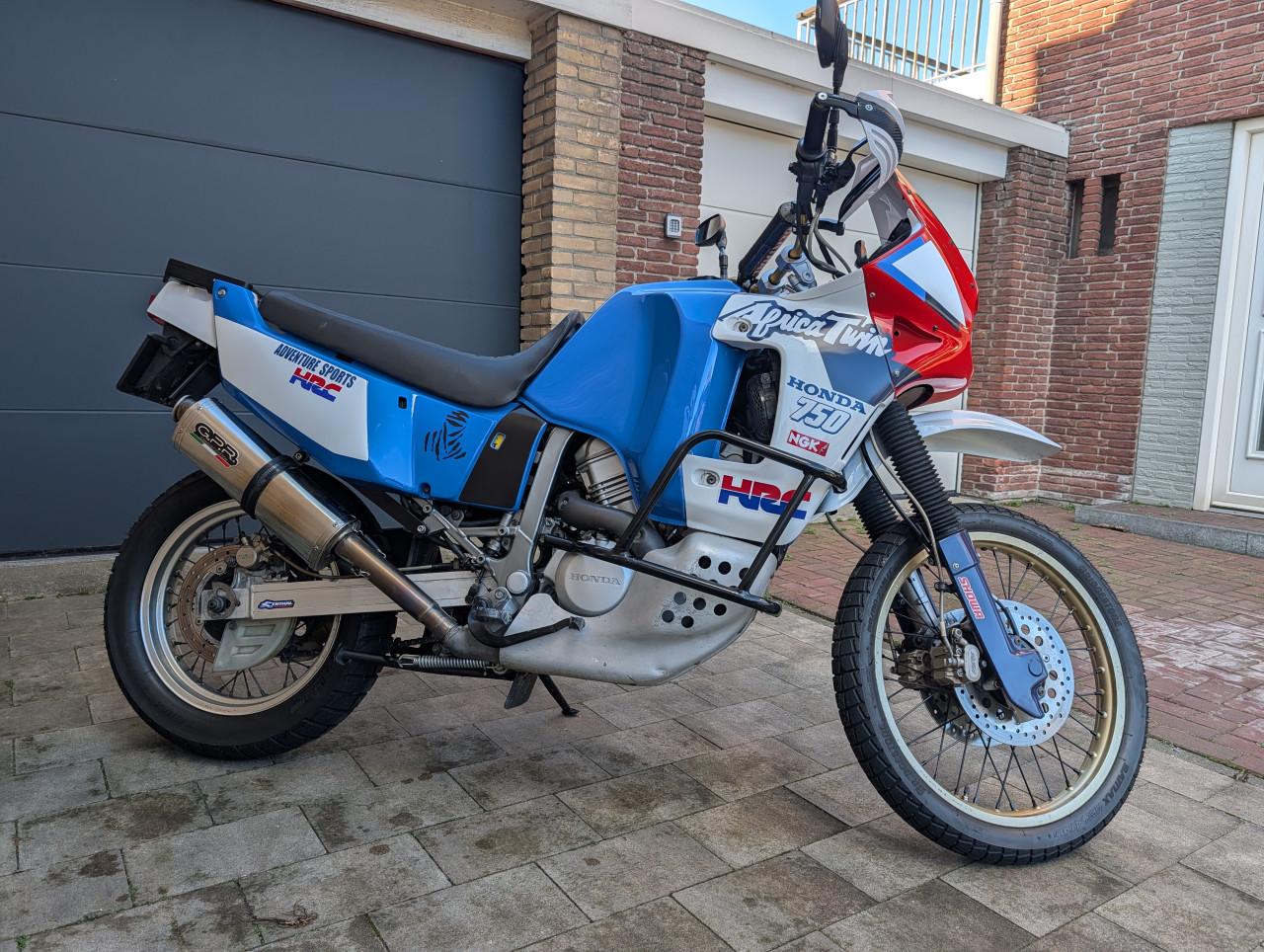 Honda Africa Twin XRV750 rd04