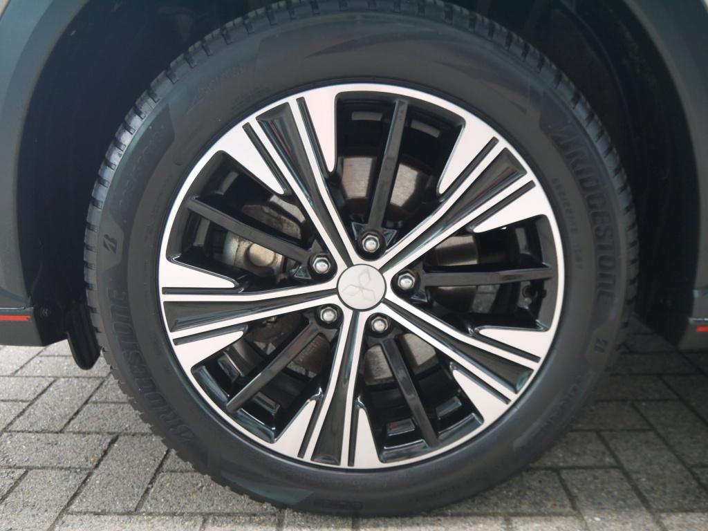 Mitsubishi Eclipse Cross 1.5 di-t intense s cvt automaat|trekhaak|rijklaar