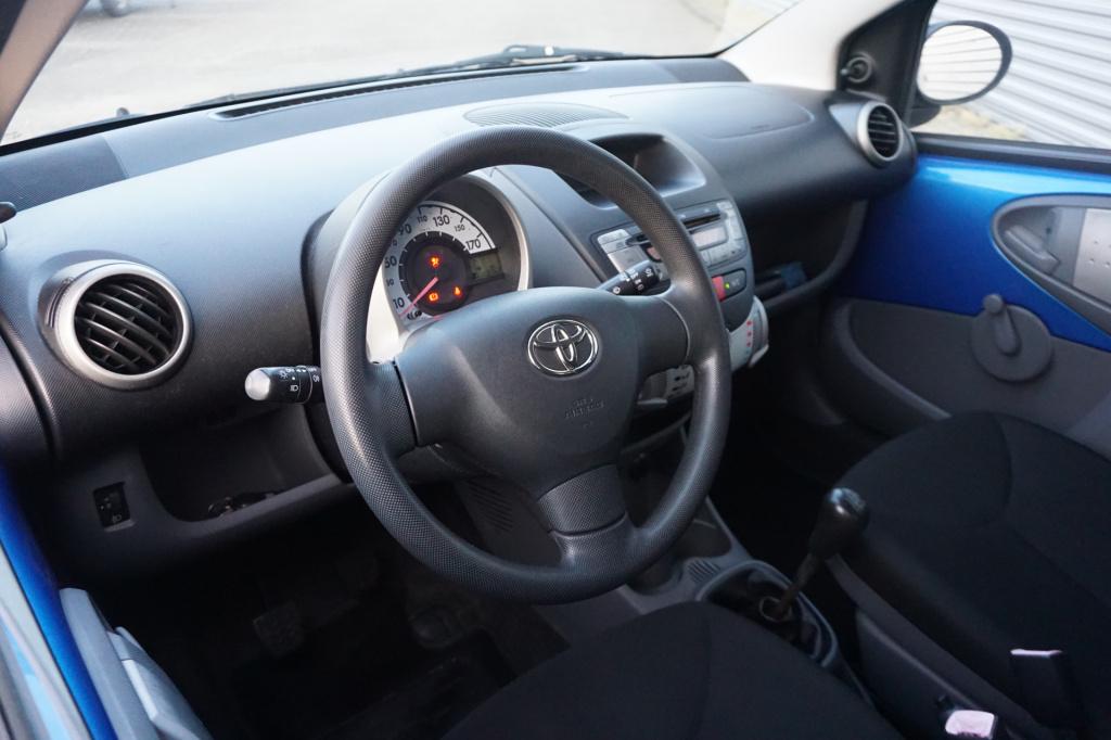 Toyota Aygo 1.0-12v access 1e eigenaar - airco / nap / nieuwe apk!