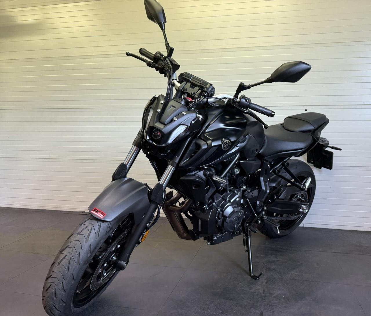 Jonge en gave Yamaha MT-07 bj 2021 slechts 1700km!