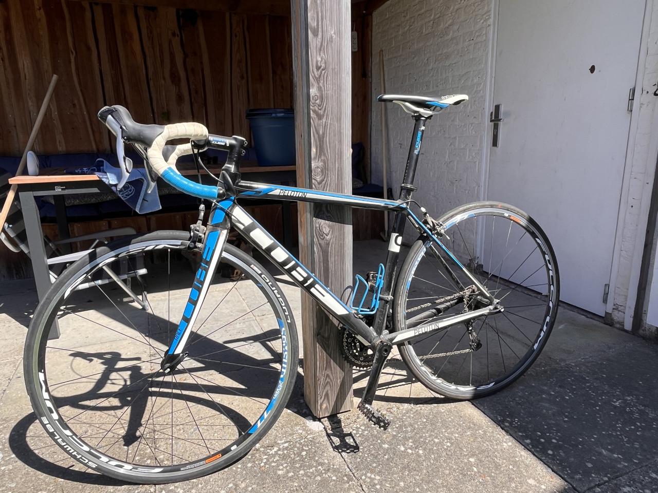 Cube Peloton blue racefiets