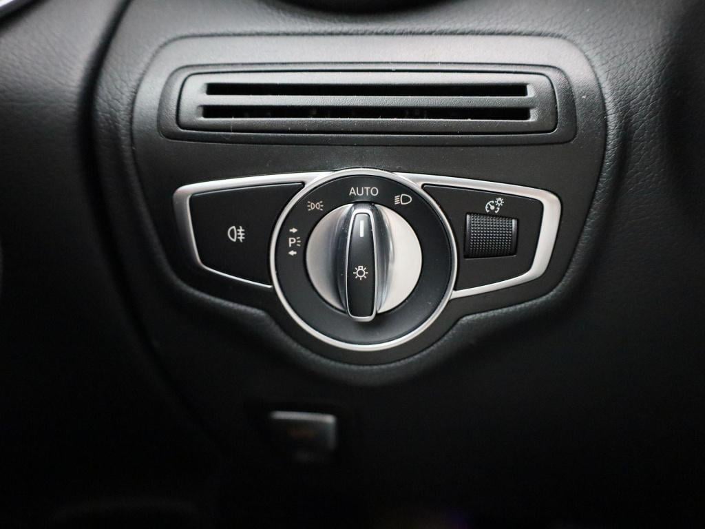 Mercedes-Benz Glc 300e 4matic business solution amg | automaat | apple carp