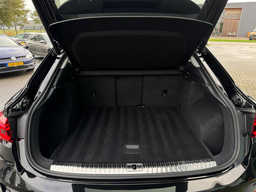 Audi Q3 sportback 35 tfsi s-line 3x * matrix led * camera * leder / alcanta
