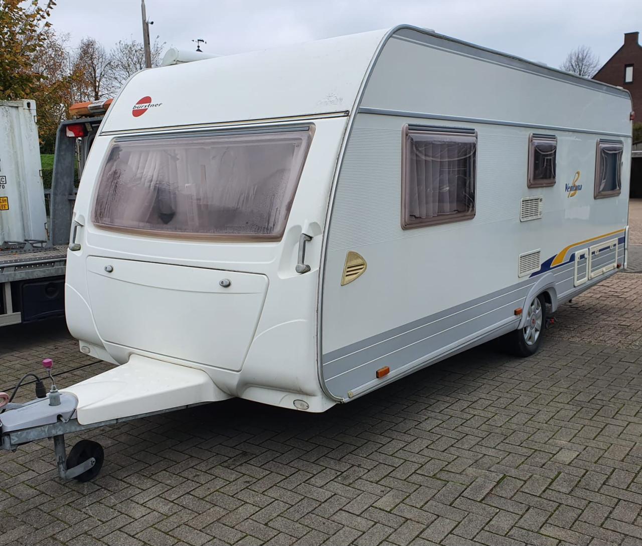 Burstner Ventana 500 TS met mover