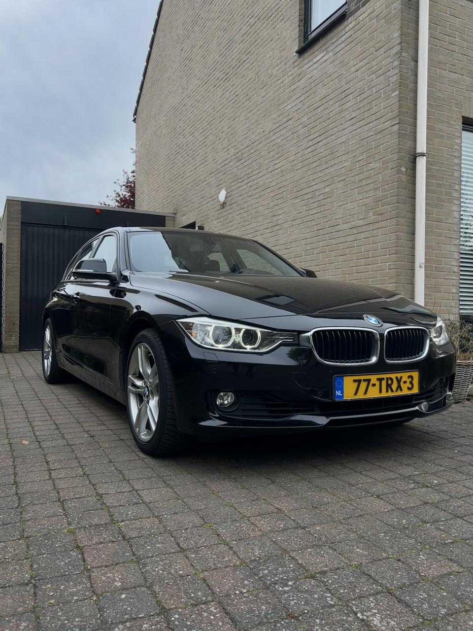 BMW 3-Serie 2.0IX 320 135KW Aut8 (f30) 2012 Zwart