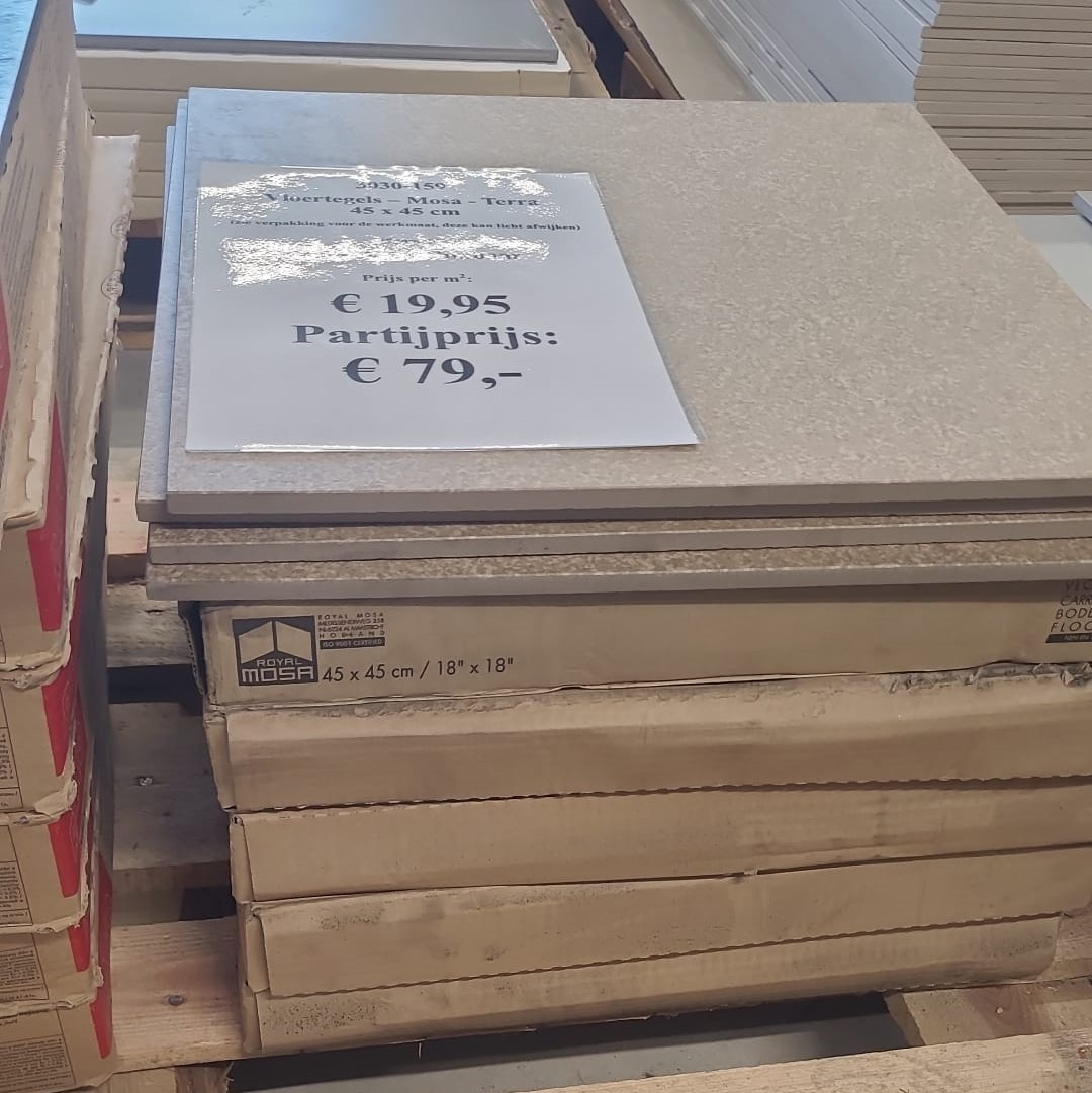 3030-159 - ca 6 m² Mosa terracottalook tegels, 45x45 cm, nu voor