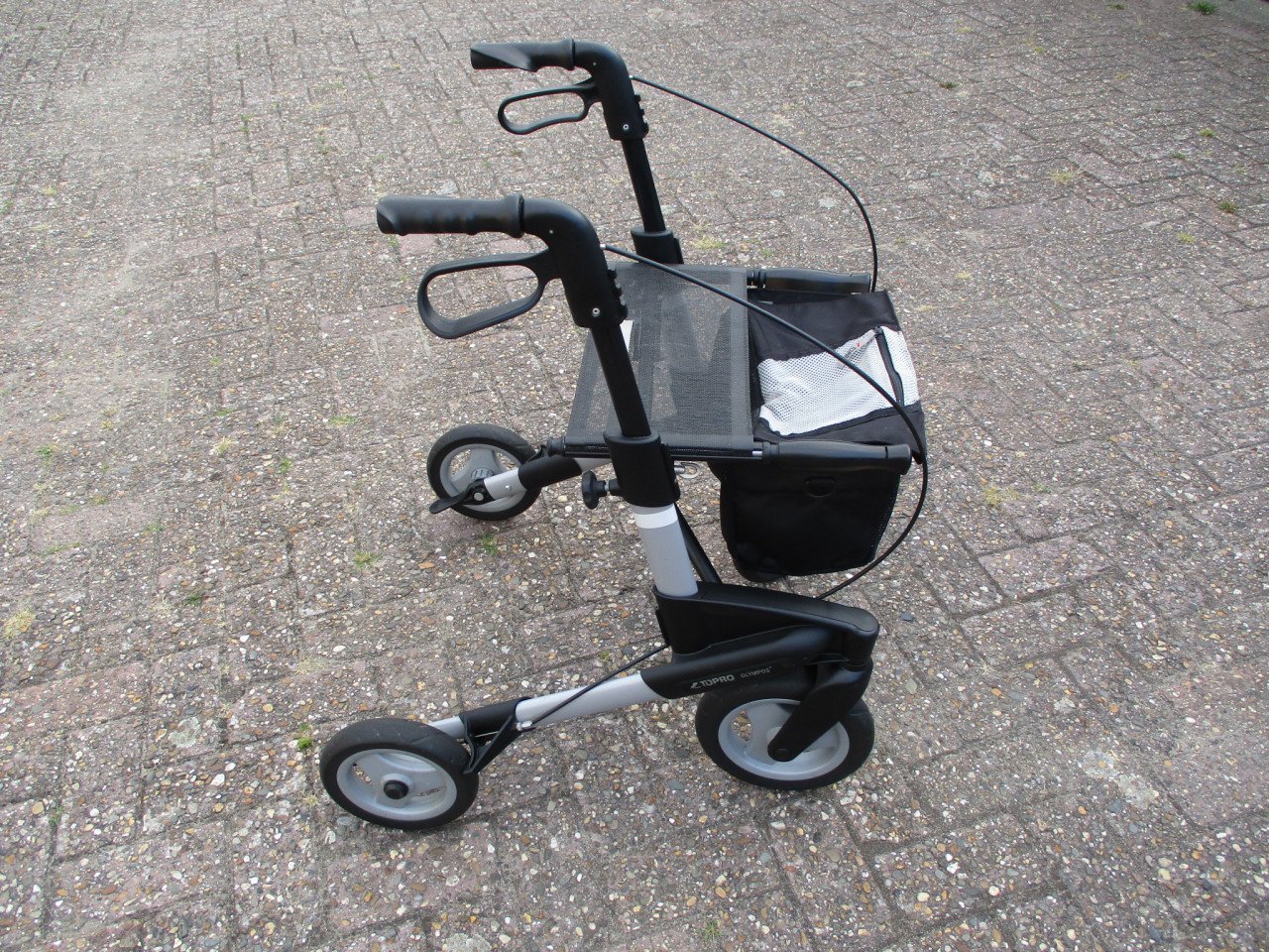 Zgan Topro Olympos opvouwbare lichtgewicht rollator met zitje en grote tas
