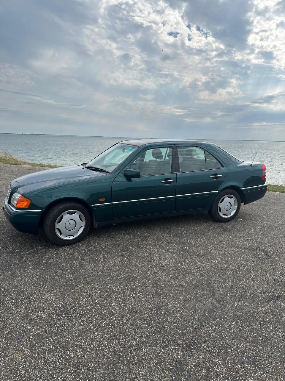 Mercedes Benz C-Klasse 2.0 C2000