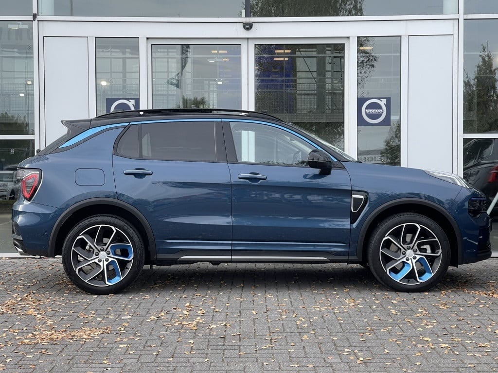 Lynk & Co 01 262pk plug-in hybride| panodak| adap.cruise| 360camera| keyles